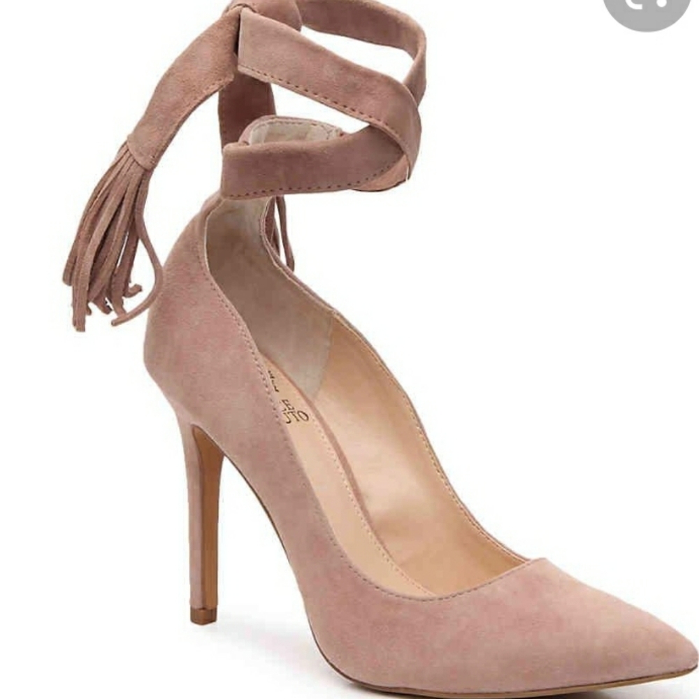 BEAUTIFUL PINK SUEDE Vince Camuto "Nalani" 9.5